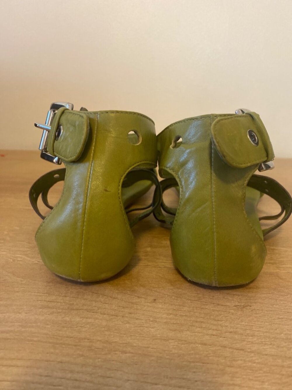 Cole Haan Women's Green Leather Gladiator Sandals Adjustable Straps Size 8 - Picture 4 of 7